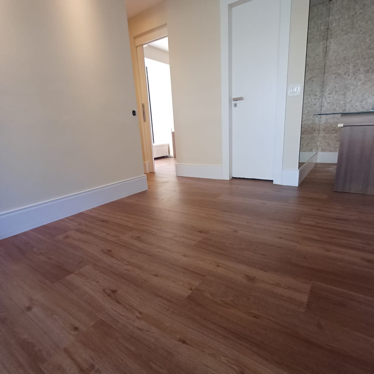 Piso Laminado instalado pela TRS Decor